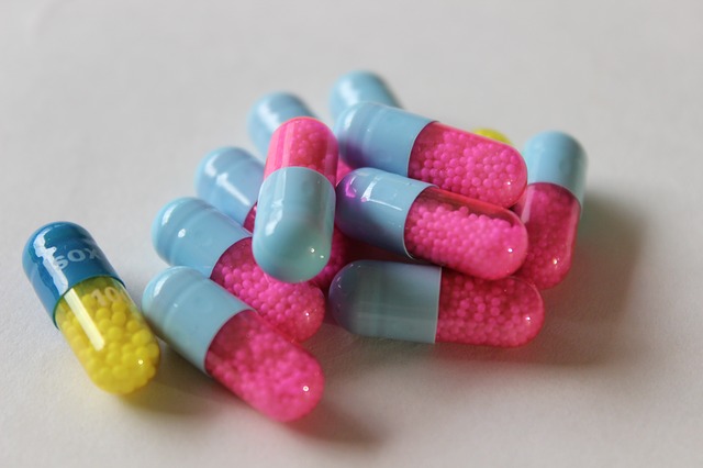 barevné pilulky